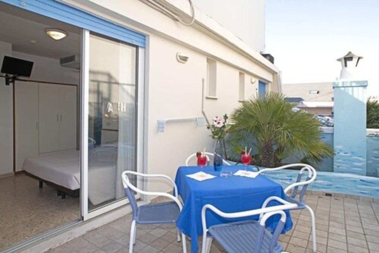 Hotel Royal Misano Adriatico Buitenkant foto