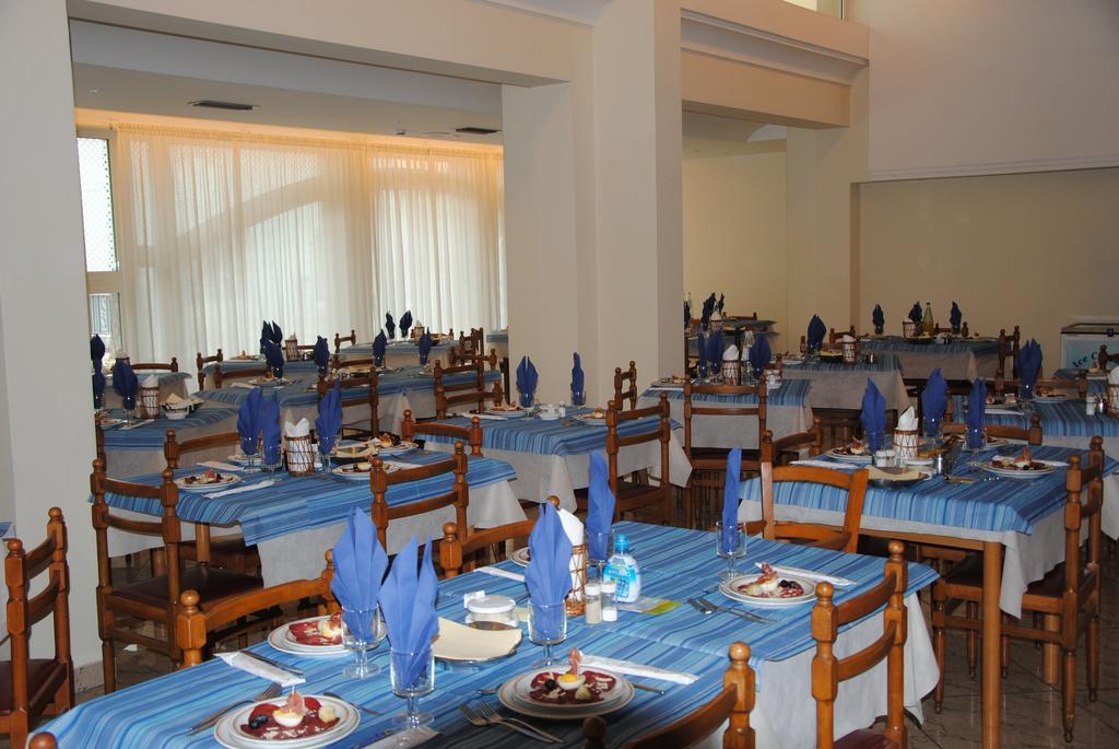 Hotel Royal Misano Adriatico Buitenkant foto