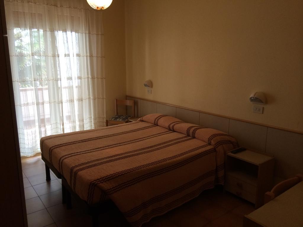 Hotel Royal Misano Adriatico Kamer foto