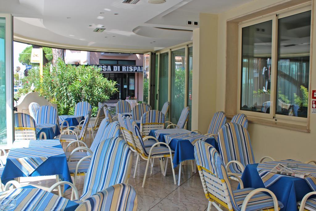 Hotel Royal Misano Adriatico Buitenkant foto