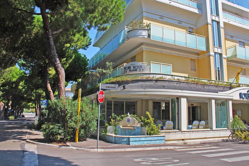 Hotel Royal Misano Adriatico Buitenkant foto